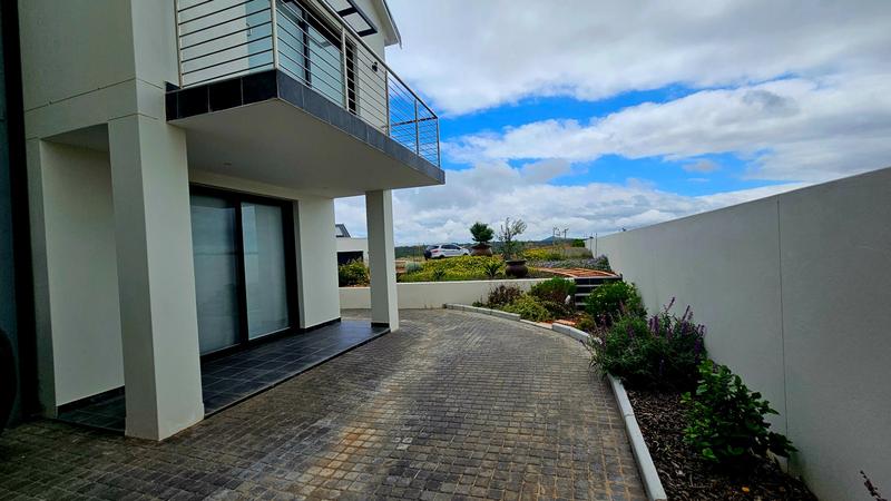 4 Bedroom Property for Sale in Renosterbos Estate Western Cape